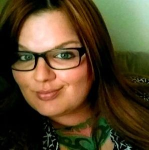 Meet your Posher, Cynthia